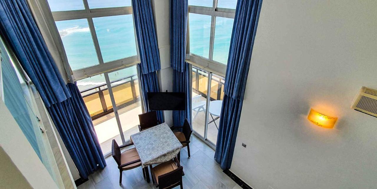 Skol 715. Spectacular Corner Duplex In Apartamento Marbella